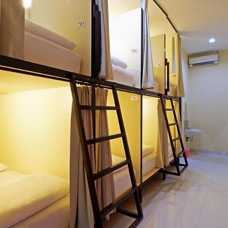 V Canggu Dormitory Dış mekan fotoğraf
