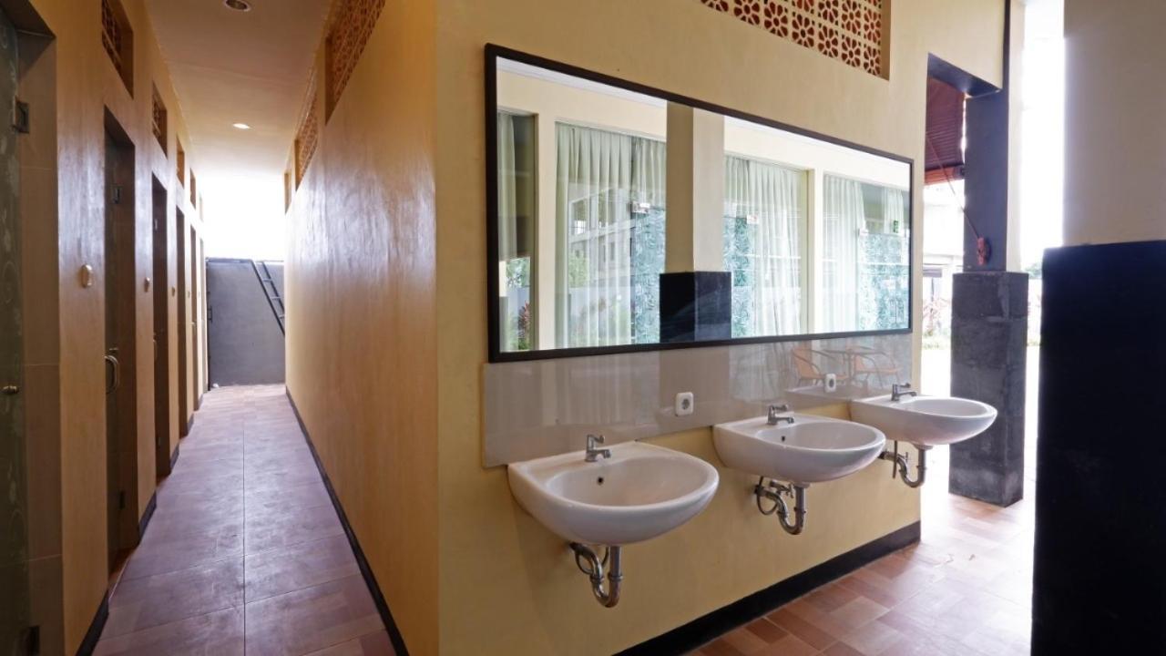 V Canggu Dormitory Dış mekan fotoğraf